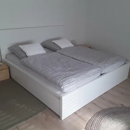 Апартаменты Freundliche Mit Grosser Terasse